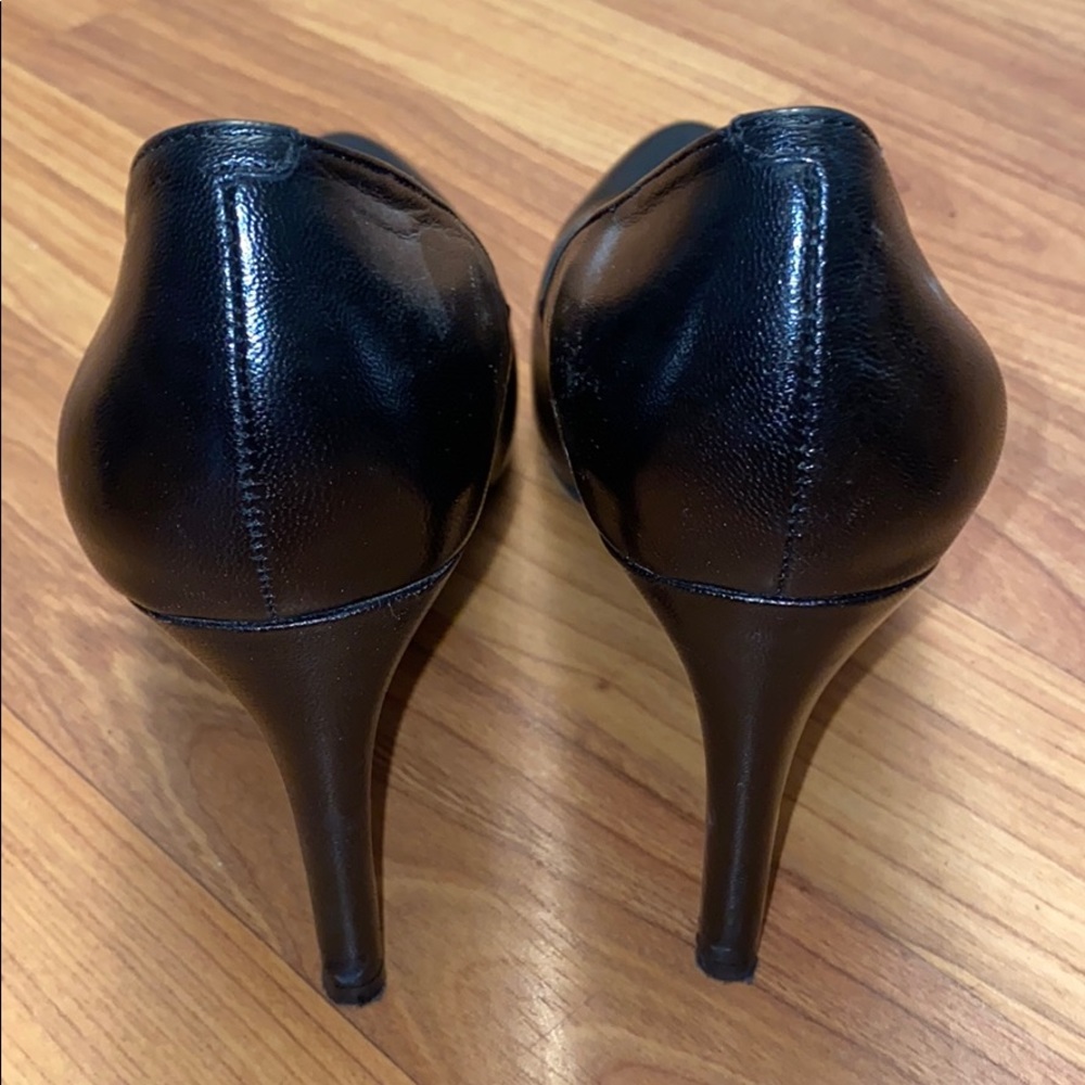 Moda Black Pump - image 3